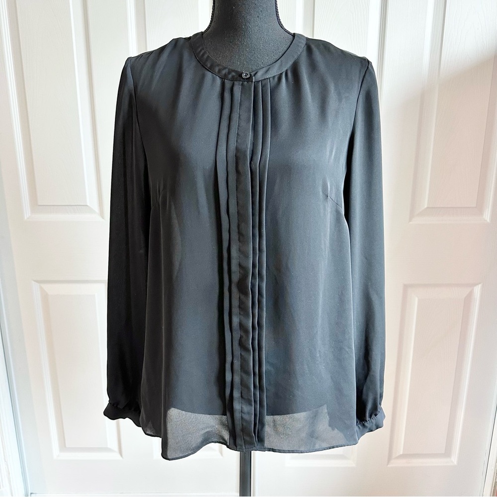 Laundry by Shelli Segal Black Chiffon Pleat Front Blouse